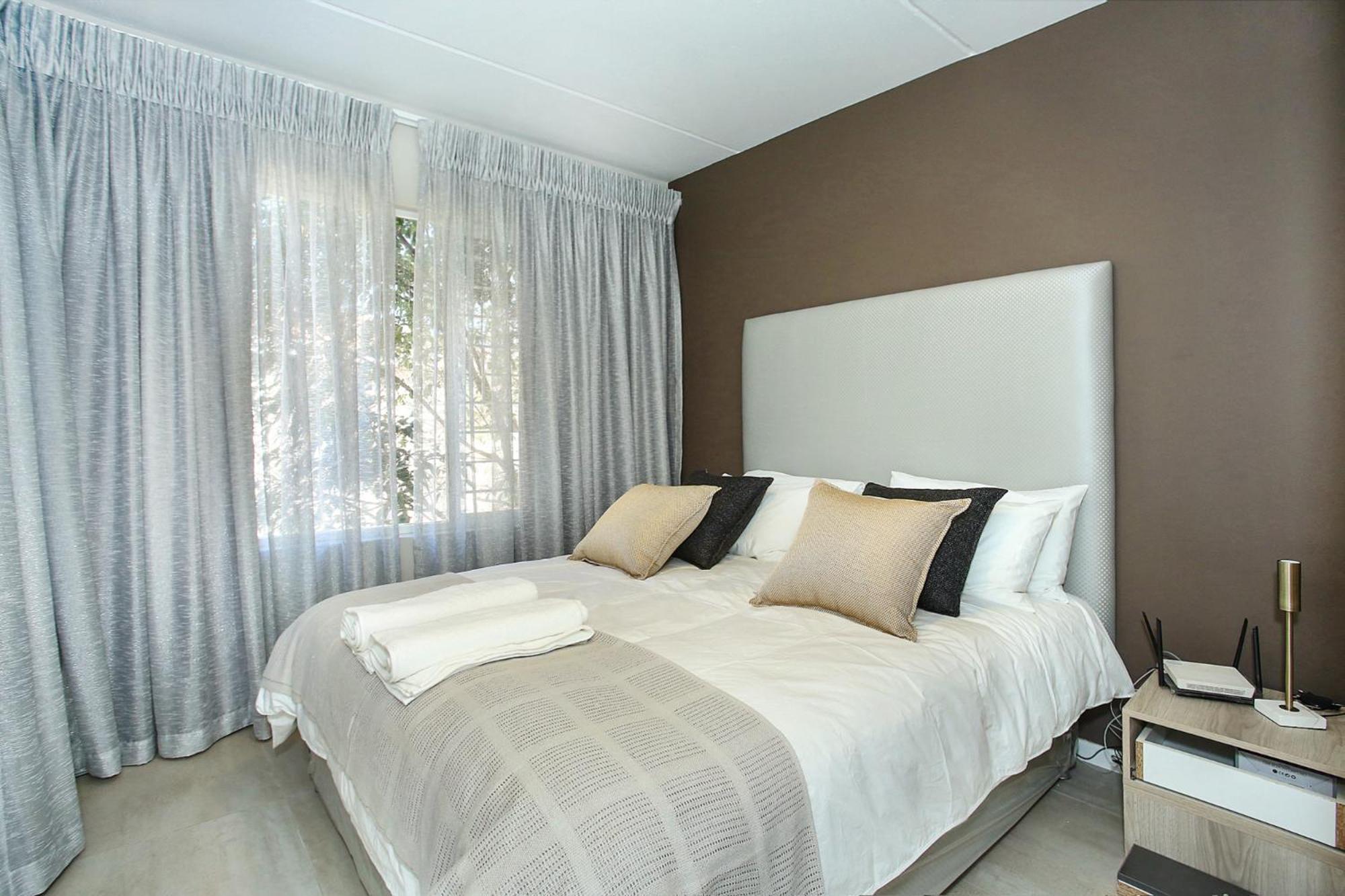 The Atholls In Melrose Apartment *