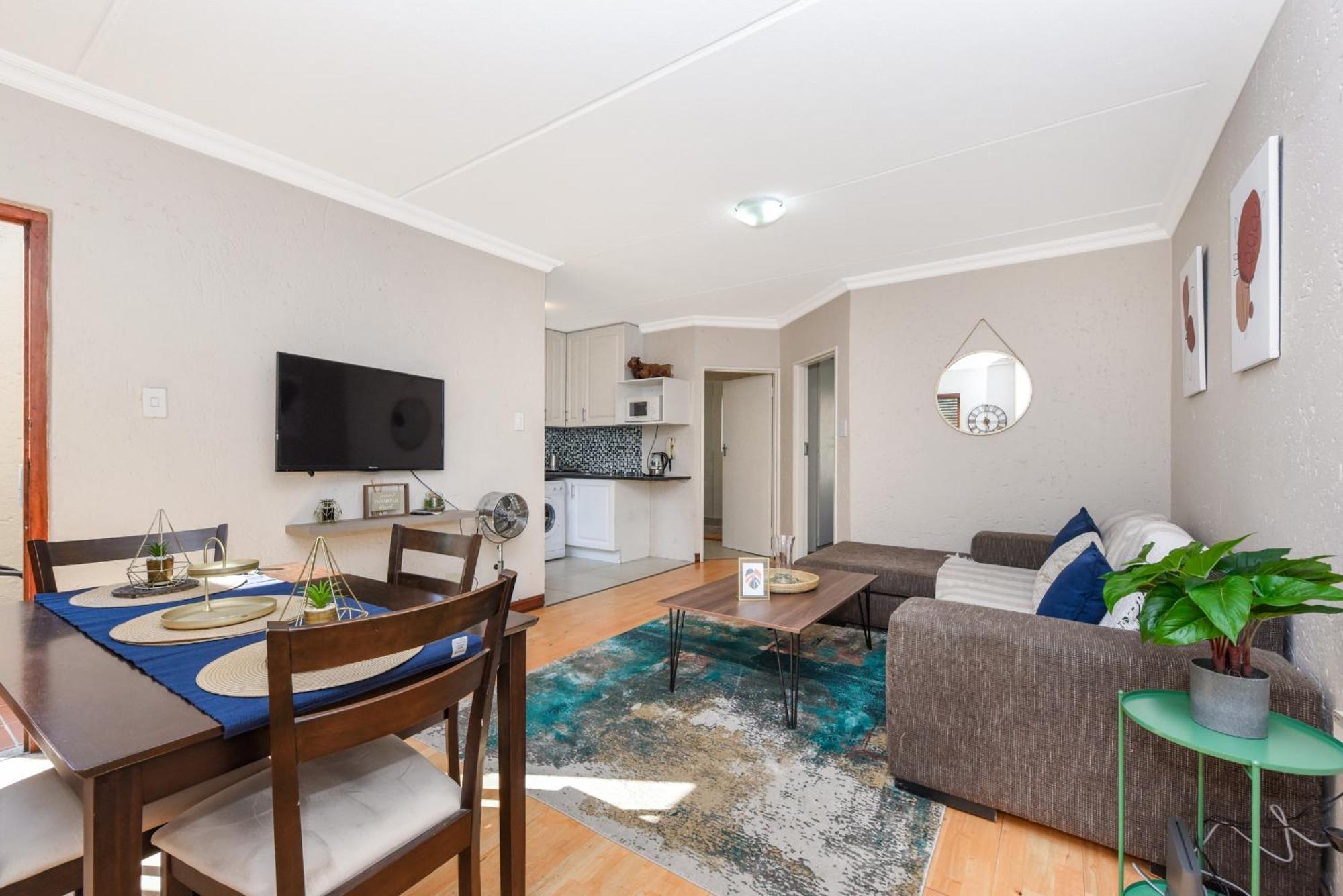 The Atholls In Melrose * Johannesburg