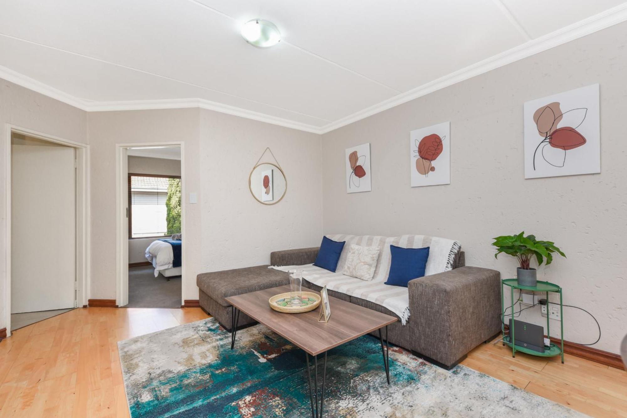 The Atholls In Melrose Apartment