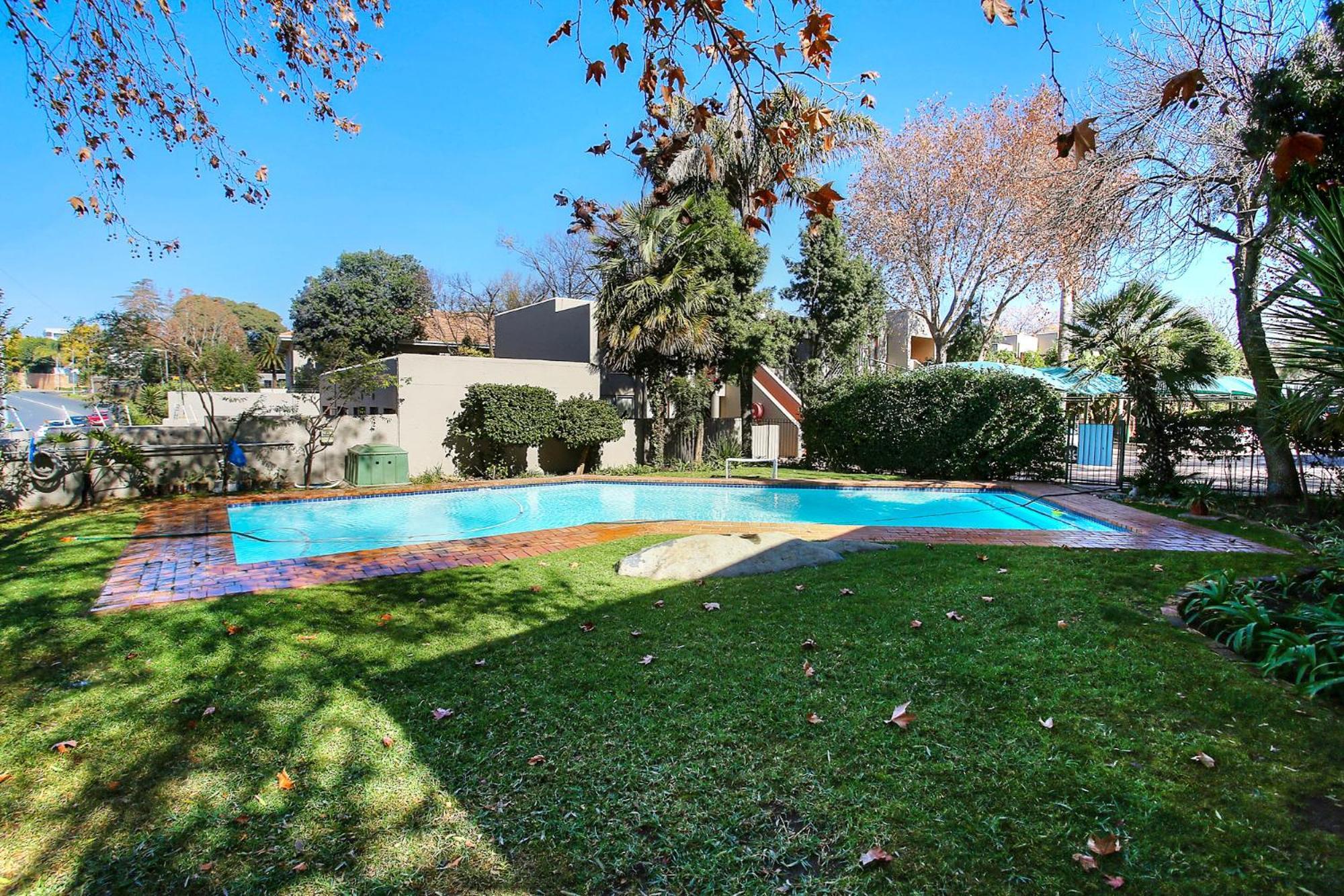 The Atholls In Melrose * Johannesburg